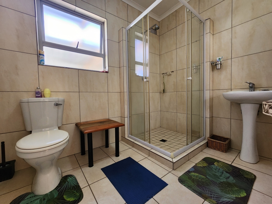 3 Bedroom Property for Sale in Devon Park Western Cape